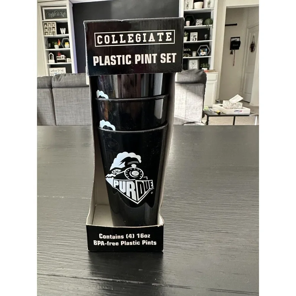 Purdue University 4‎ Pack Boxed Plastic Pint Set 16 Oz Collegiate NCAA